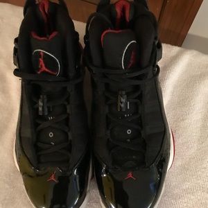 Men’s Jordan’s Six Rings Size 8.5